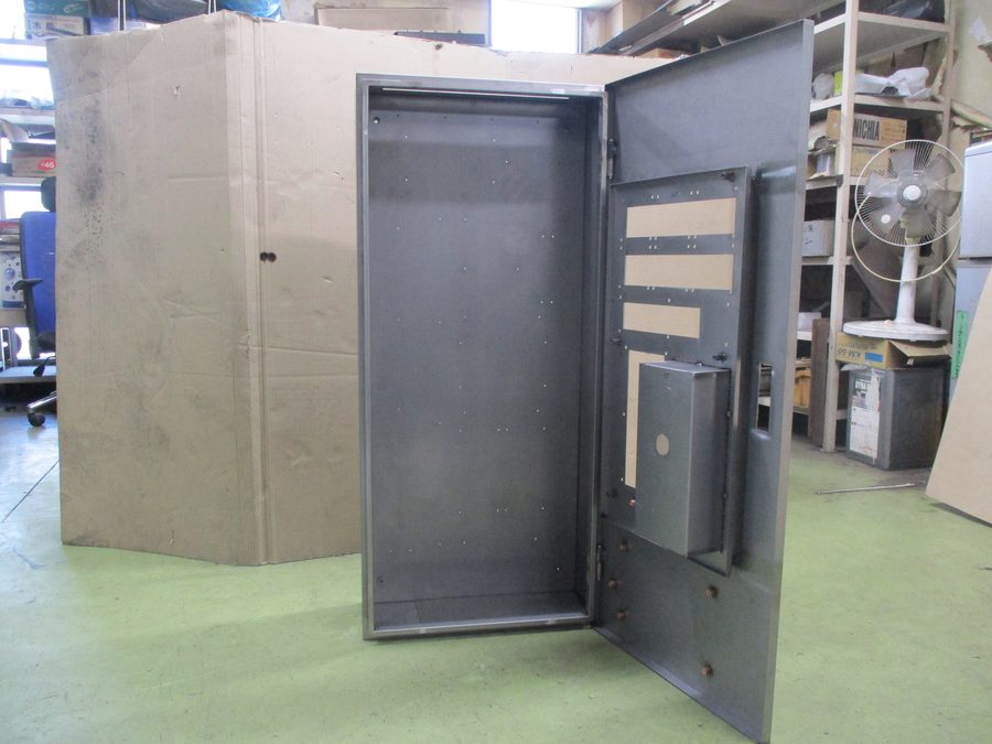 配電盤筐体の製作例